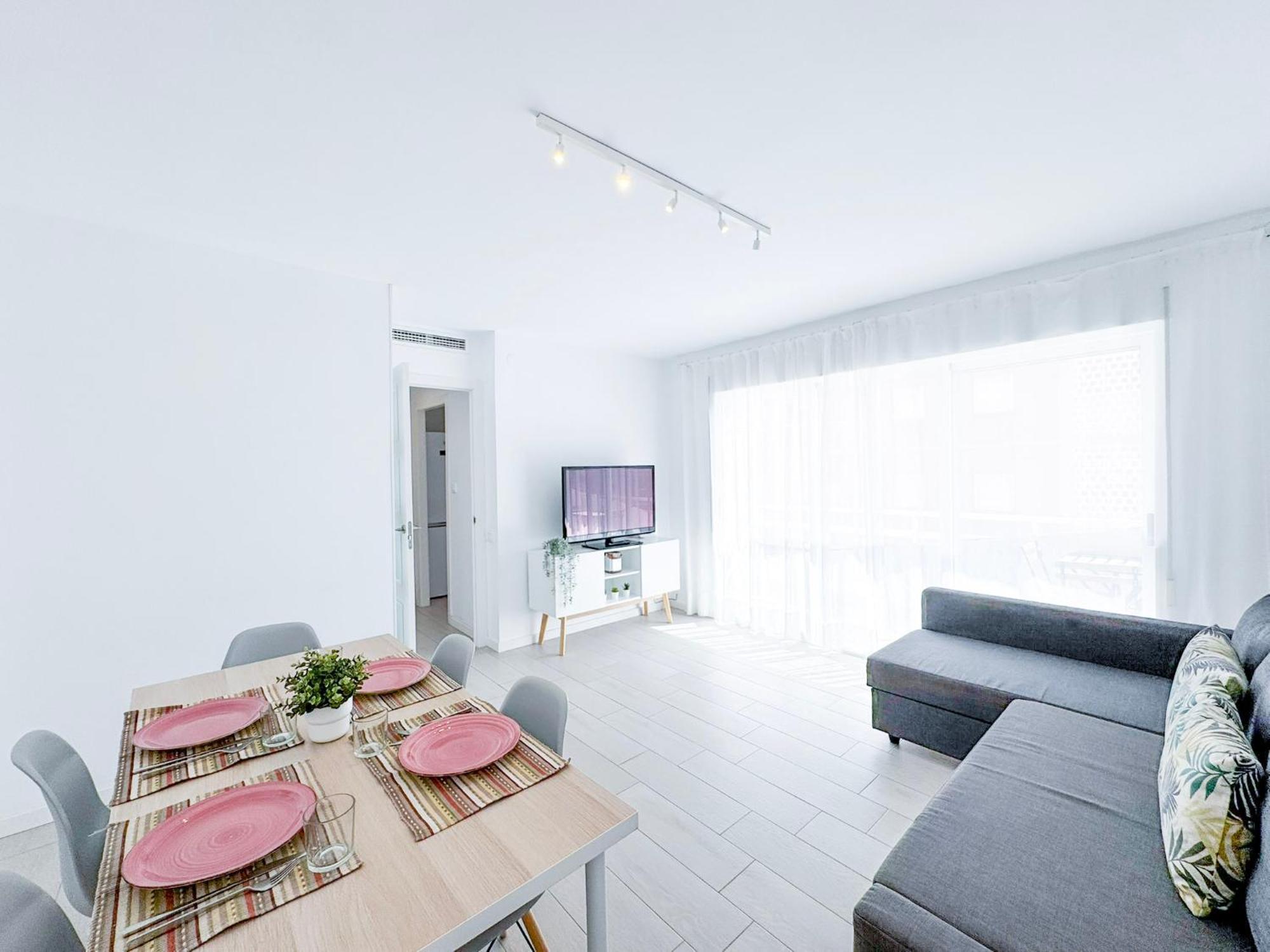 Nuevo, A 70 Metros De La Playa Y Con Vistas Al Mar Apartment